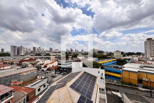 Vista da sala de apartamento à venda com 2 quartos, 52m² em Santa Terezinha, Santo André