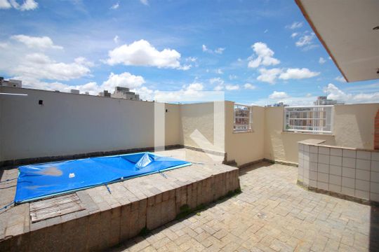Cobertura de apartamento à venda com 3 quartos, 200m² em Alto Barroca, Belo Horizonte