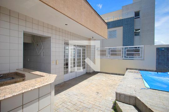 Cobertura de apartamento à venda com 3 quartos, 200m² em Alto Barroca, Belo Horizonte