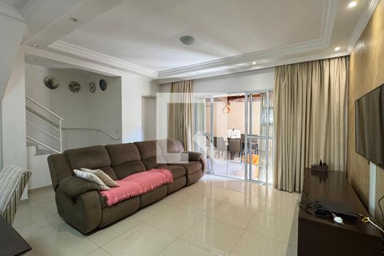Casa de Condomínio à venda com 3 quartos, 270m² em Parque Viana, Barueri