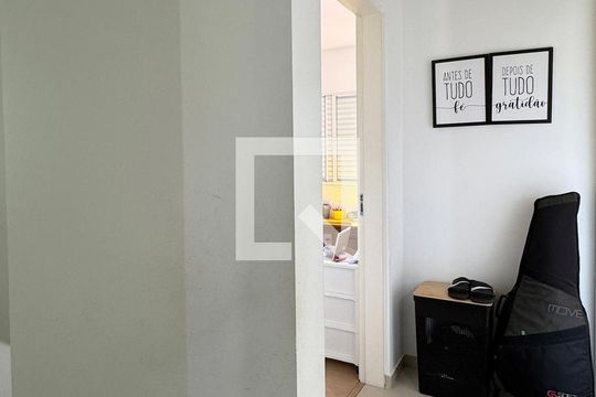 Corredor de casa de condomínio à venda com 3 quartos, 270m² em Parque Viana, Barueri