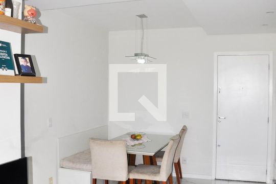 Sala de apartamento à venda com 2 quartos, 53m² em Jardim Iris, São Paulo