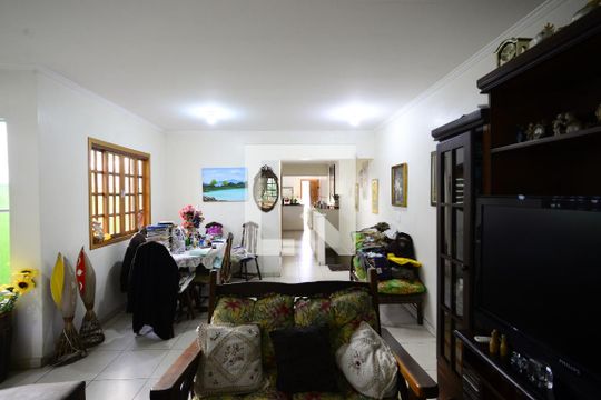Sala de casa à venda com 4 quartos, 180m² em Vila Mariana, São Paulo