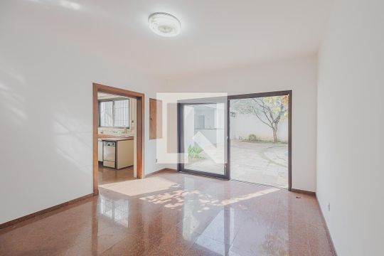 Sala 3 de casa à venda com 4 quartos, 336m² em Pinheiros, São Paulo