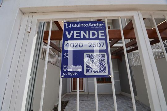 Placa de casa à venda com 2 quartos, 87m² em São José, Canoas