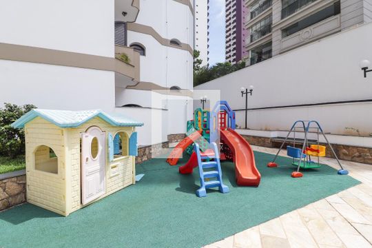 Playground de apartamento à venda com 4 quartos, 206m² em Água Fria, São Paulo