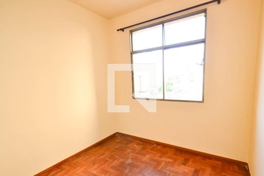 Quarto de apartamento à venda com 1 quarto, 45m² em Centro, Belo Horizonte