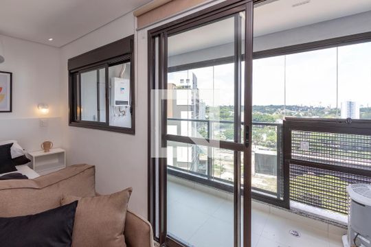 Studio de kitnet/studio para alugar com 1 quarto, 28m² em Jardim das Acacias, São Paulo