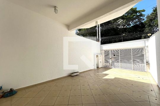 Garagem de casa à venda com 4 quartos, 230m² em Vila Clementino, São Paulo