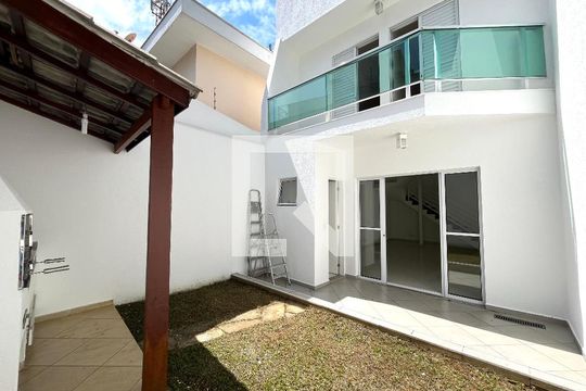 Churrasqueira de casa à venda com 4 quartos, 230m² em Vila Clementino, São Paulo