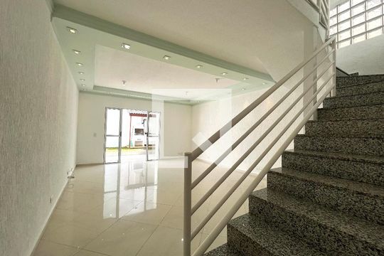Sala de casa à venda com 4 quartos, 230m² em Vila Clementino, São Paulo