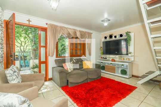 Casa à venda com 4 quartos, 200m² em Morro Santana, Porto Alegre