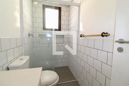 Banheiro de apartamento à venda com 1 quarto, 40m² em Indianópolis, São Paulo