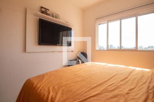 Suíte de apartamento para alugar com 2 quartos, 70m² em Vila Cruzeiro, São Paulo
