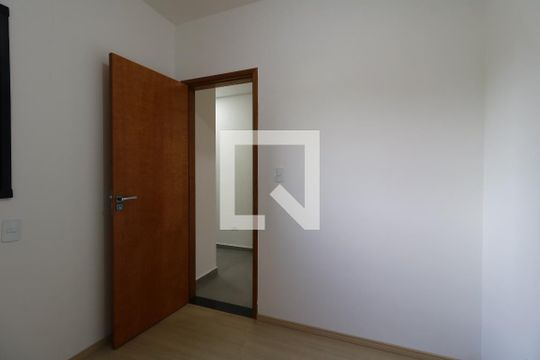 Quarto de apartamento para alugar com 2 quartos, 115m² em Vila Eldizia, Santo André