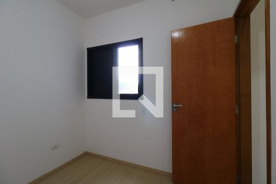 Quarto de apartamento para alugar com 2 quartos, 115m² em Vila Eldizia, Santo André