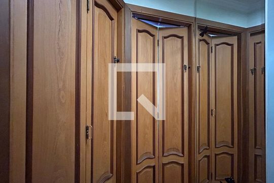 Corredor de apartamento à venda com 2 quartos, 56m² em Nossa Senhora do O, São Paulo