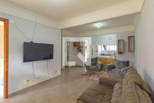Sala de casa de condomínio à venda com 3 quartos, 109m² em Fátima, Canoas