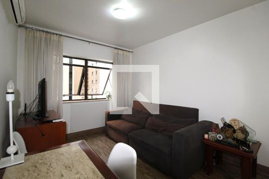 Sala/Cozinha de kitnet/studio para alugar com 1 quarto, 40m² em Itaim Bibi, São Paulo