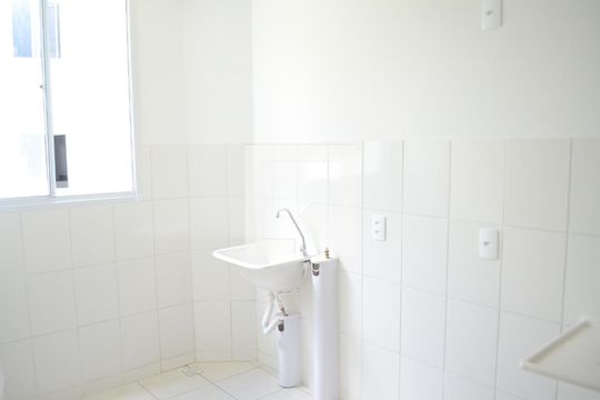 Detalhe da area de serviço de apartamento para alugar com 2 quartos, 48m² em Jardim Vitoria, Belo Horizonte