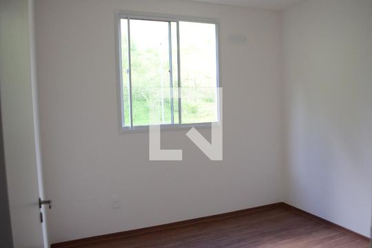 Quarto 2 de apartamento para alugar com 2 quartos, 48m² em Jardim Vitoria, Belo Horizonte