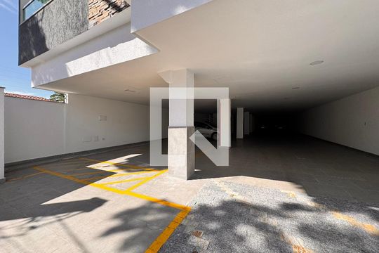 Garagem de apartamento para alugar com 3 quartos, 90m² em Vila Assunção, Santo André