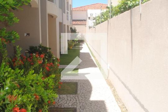 Entrada de apartamento para alugar com 2 quartos, 60m² em Stella Maris, Salvador