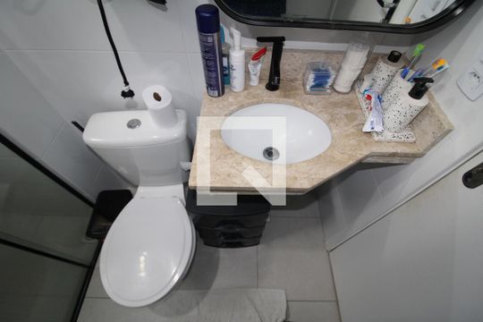 Banheiro de apartamento para alugar com 2 quartos, 40m² em Vila Pauliceia, São Paulo