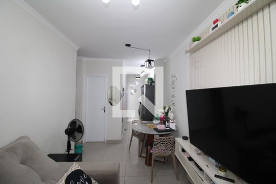 Sala de apartamento para alugar com 2 quartos, 40m² em Vila Pauliceia, São Paulo