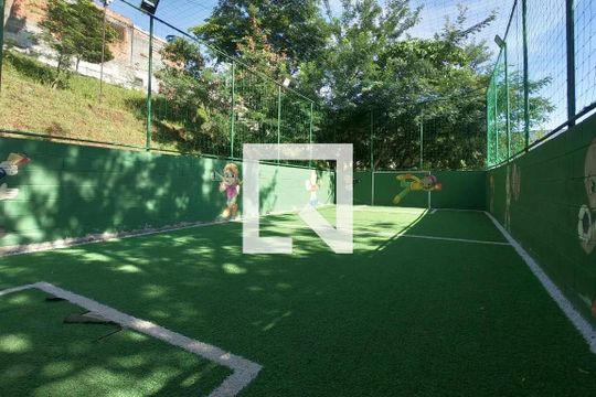 Quadra de apartamento à venda com 2 quartos, 59m² em Jardim Presidente Dutra, Guarulhos