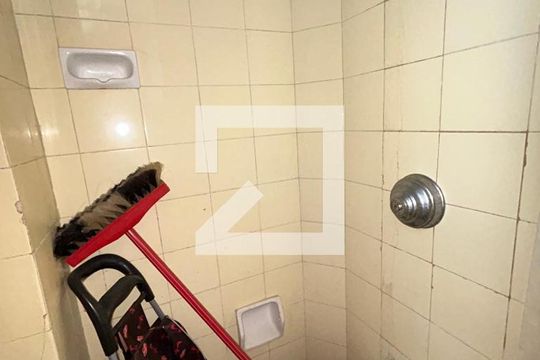 Banheiro de serviço de apartamento à venda com 2 quartos, 41m² em Méier, Rio de Janeiro