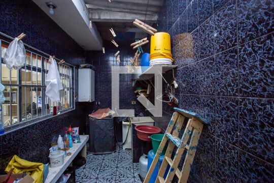 Área de Serviço Casa 2 de casa à venda com 5 quartos, 270m² em Piraporinha, Diadema