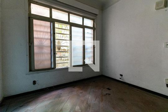Sala de casa à venda com 4 quartos, 300m² em Aclimação, São Paulo