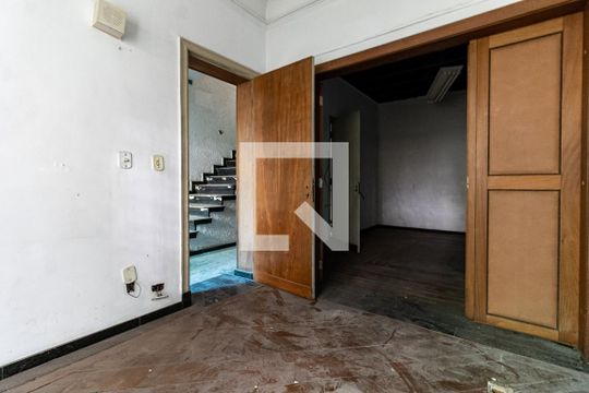 Sala de casa à venda com 4 quartos, 300m² em Aclimação, São Paulo