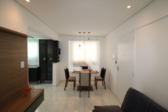 Sala de apartamento para alugar com 1 quarto, 43m² em Jardim São Paulo, São Paulo