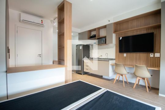 Apartamento para alugar com 1 quarto, 30m² em Brooklin, São Paulo