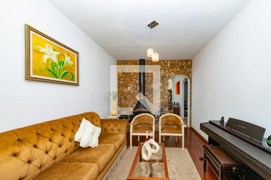 Sala 1 de casa à venda com 3 quartos, 150m² em Salgado Filho, Belo Horizonte