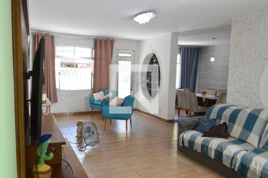 Sala 1 de casa de condomínio à venda com 5 quartos, 120m² em Taquara, Rio de Janeiro