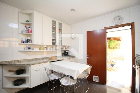 Cozinha de casa à venda com 3 quartos, 260m² em Jardim Colombo, São Paulo