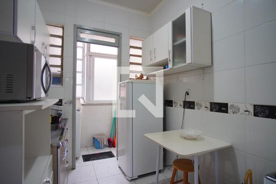 Cozinha de apartamento à venda com 4 quartos, 114m² em São Geraldo, Porto Alegre
