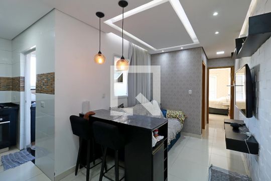 Apartamento para alugar com 2 quartos, 47m² em Vila Eldizia, Santo André