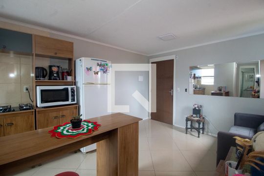 Sala/Cozinha de apartamento para alugar com 2 quartos, 39m² em Campo Novo, Porto Alegre