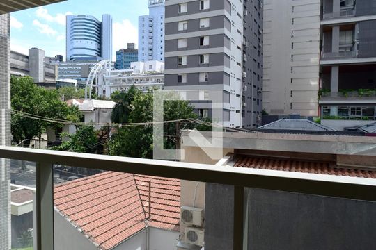 Varanda de kitnet/studio à venda com 1 quarto, 26m² em Jardim Paulista, São Paulo