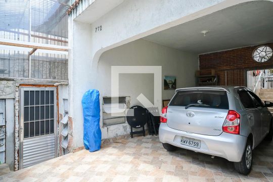 Garagem de casa à venda com 4 quartos, 197m² em Barcelona, São Caetano do Sul