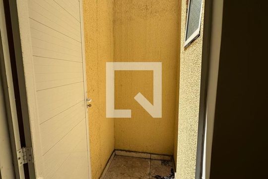Corredor de casa de condomínio à venda com 2 quartos, 140m² em Tanque, Rio de Janeiro