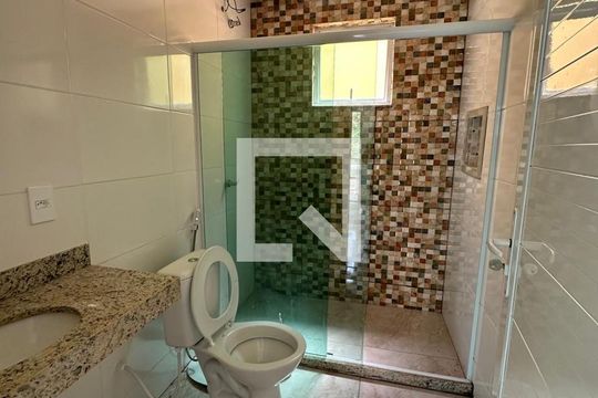 Banheiro Social  de casa de condomínio à venda com 2 quartos, 140m² em Tanque, Rio de Janeiro