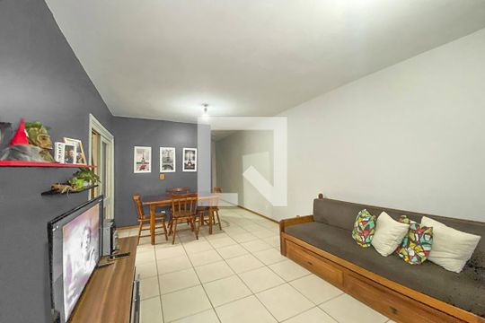 Sala de apartamento para alugar com 2 quartos, 60m² em Centro, São Leopoldo