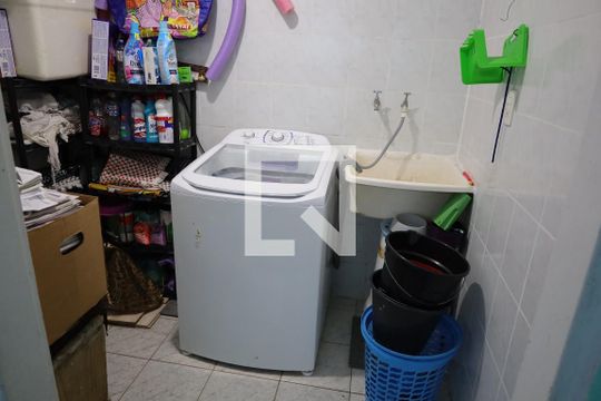 Área de Serviço de casa à venda com 3 quartos, 110m² em Jardim Guarapiranga, São Paulo