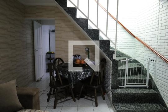 Sala de casa à venda com 3 quartos, 110m² em Jardim Guarapiranga, São Paulo