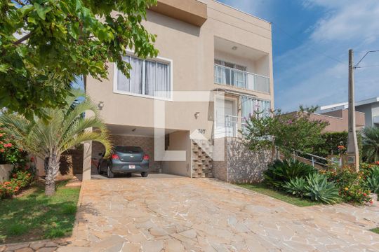 Fachada de casa à venda com 4 quartos, 340m² em Swiss Park, Campinas